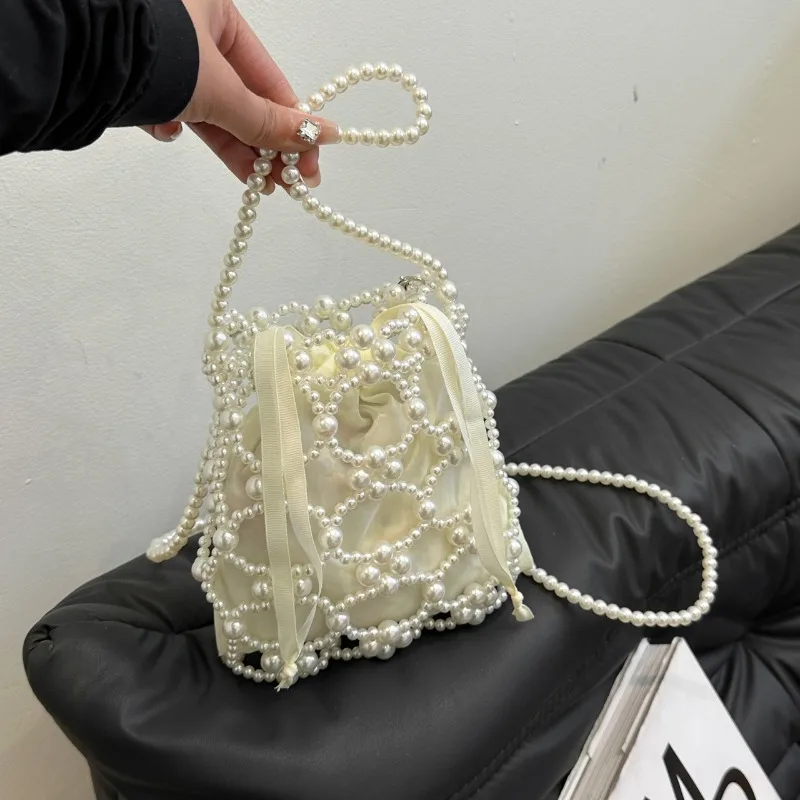 Белые сумки-ведра с бисером на – обзор и цена Luxury Bags On Sales