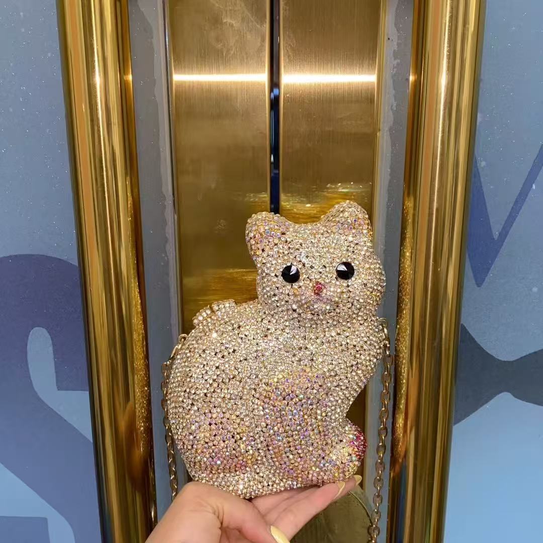Золотая женская сумка в форме  – обзор и цена Luxury Bags Cute